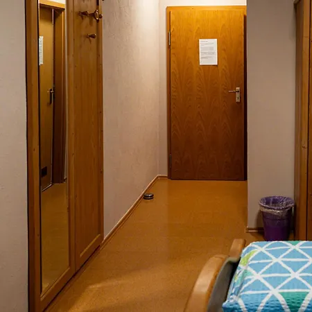 بيت ضيافة Cafe Alte Backstubn سبالت