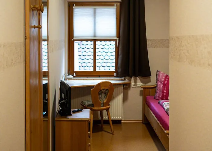 Pensión Cafe Alte Backstubn